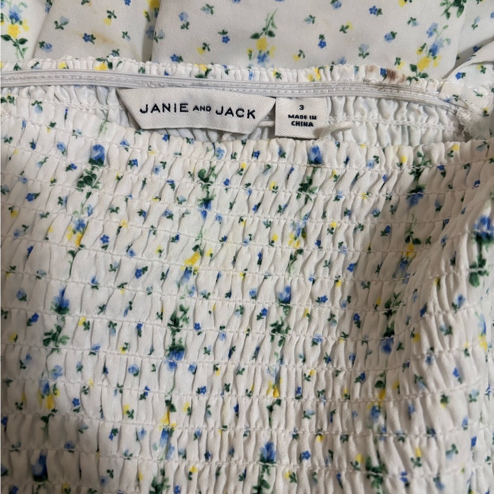 Floral Romper and Blouse Set with Jeans - Picture 5 of 5